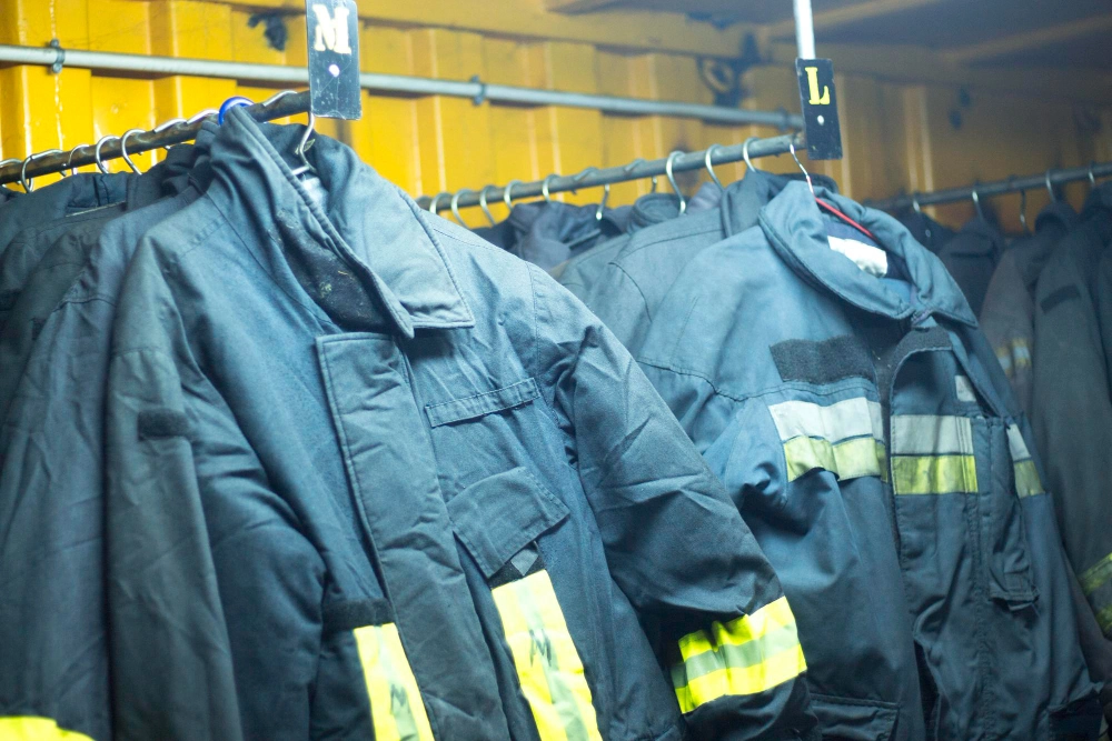 Detalhes funcionais para operação industrial - Uniformes Fogo Repentino - Óleo e Gás - Rio de Janeiro // Uniformes Profissionais RJ